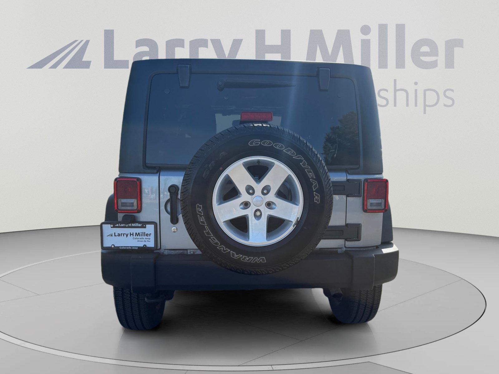 Used 2015 Jeep Wrangler Unlimited Sport w/ Quick Order Package 24S AWD/4WD image 4