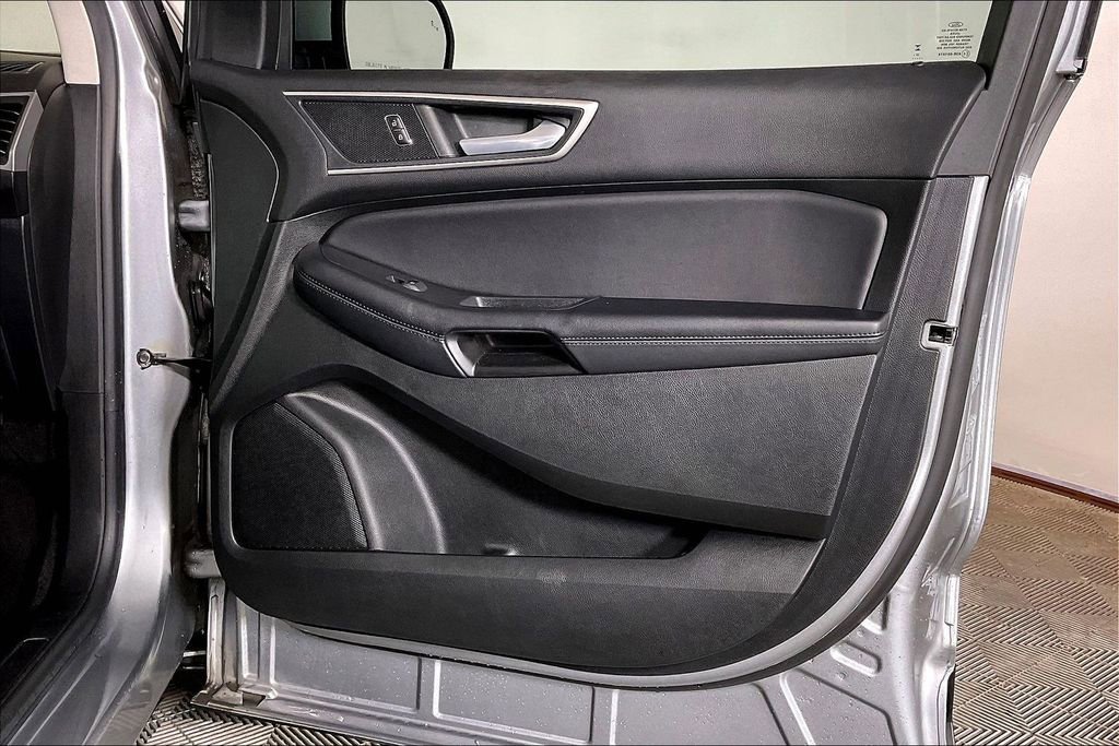 Used 2023 Ford Edge SEL w/ Convenience Package AWD/4WD image 23