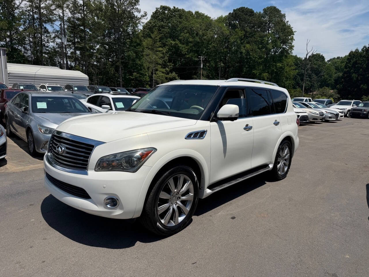 Used 2012 INFINITI QX56 2WD w/ Theater Pkg image 1