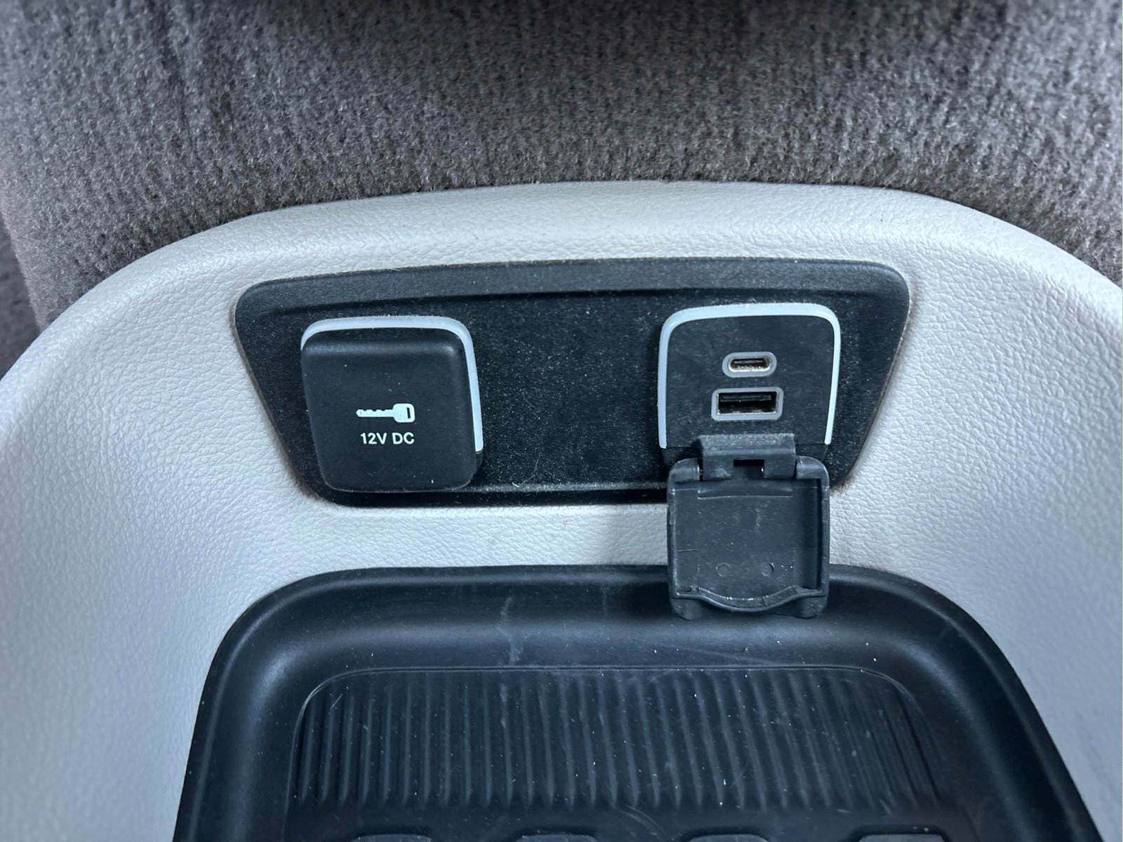 Certified 2021 Chrysler Pacifica Touring-L FWD image 34