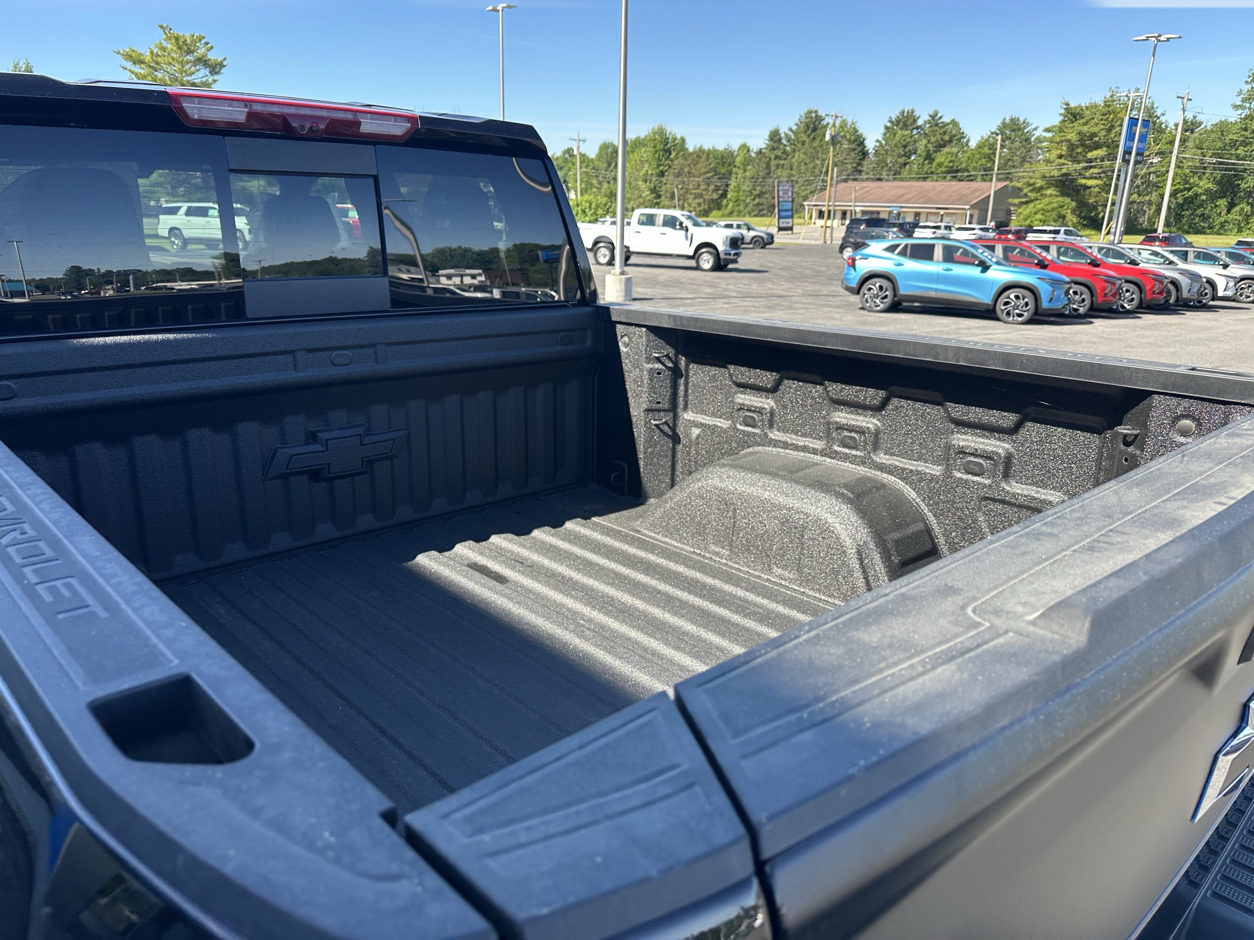 New 2026 Chevrolet Silverado 1500 ZR2 w/ ZR2 Bison Edition AWD/4WD image 7