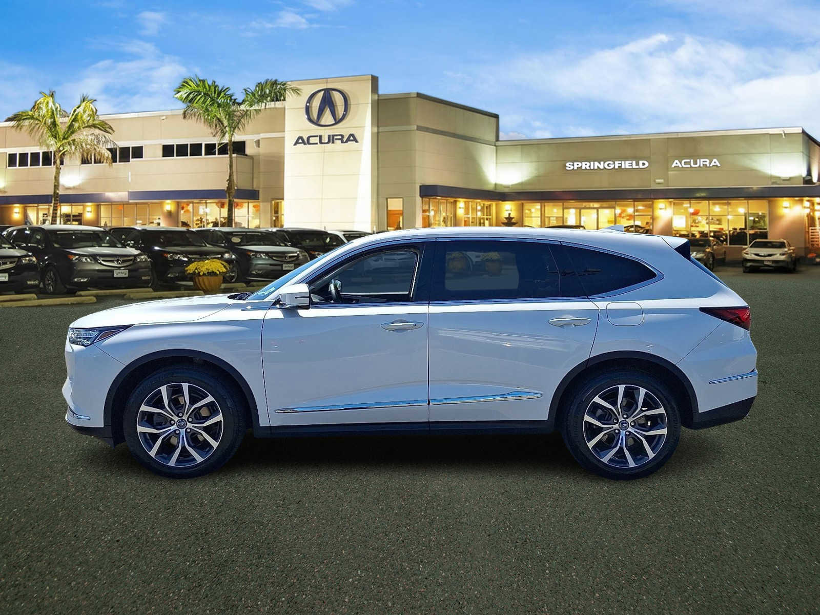 Certified 2023 Acura MDX SH-AWD w/ Technology Package image 4