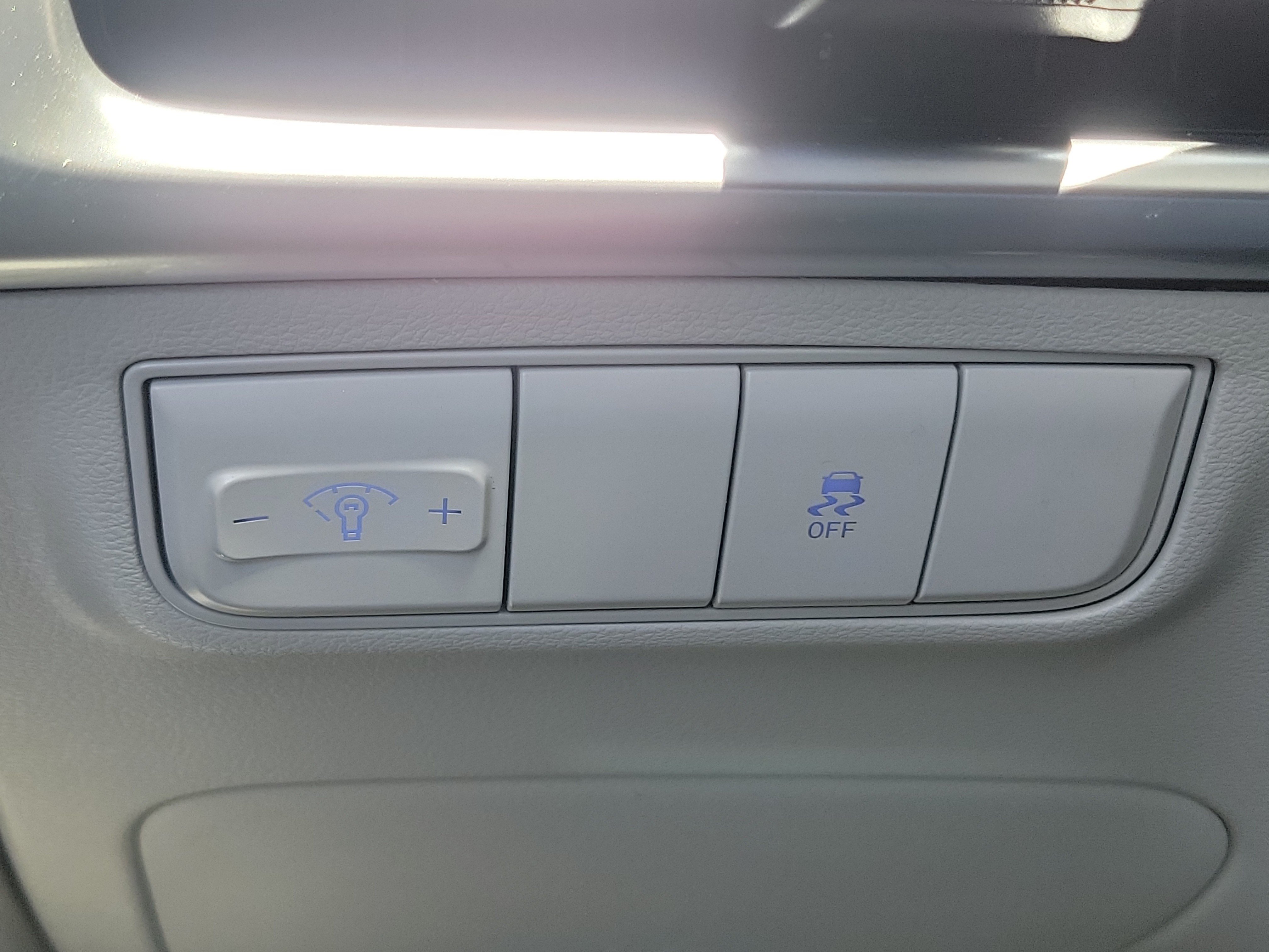 Certified 2025 Hyundai Tucson SE FWD image 19