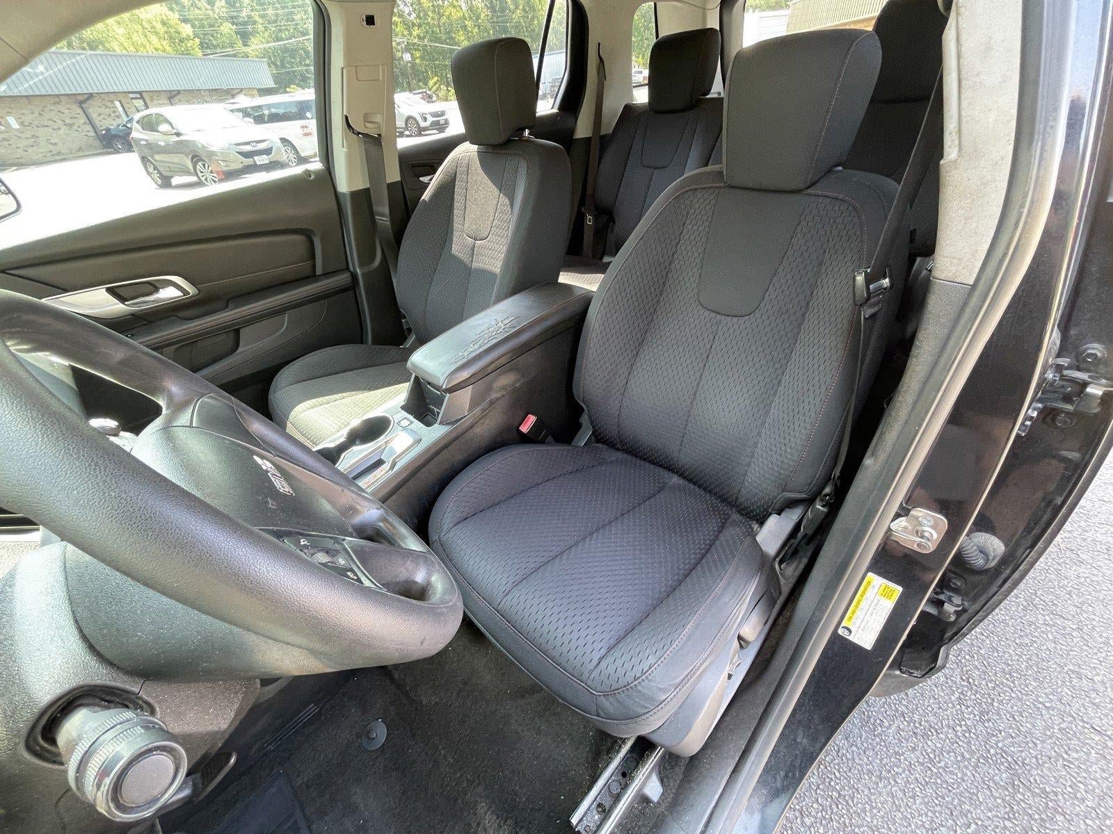 Used 2011 GMC Terrain SLE FWD image 13