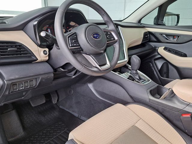 Used 2023 Subaru Outback Premium AWD/4WD image 9