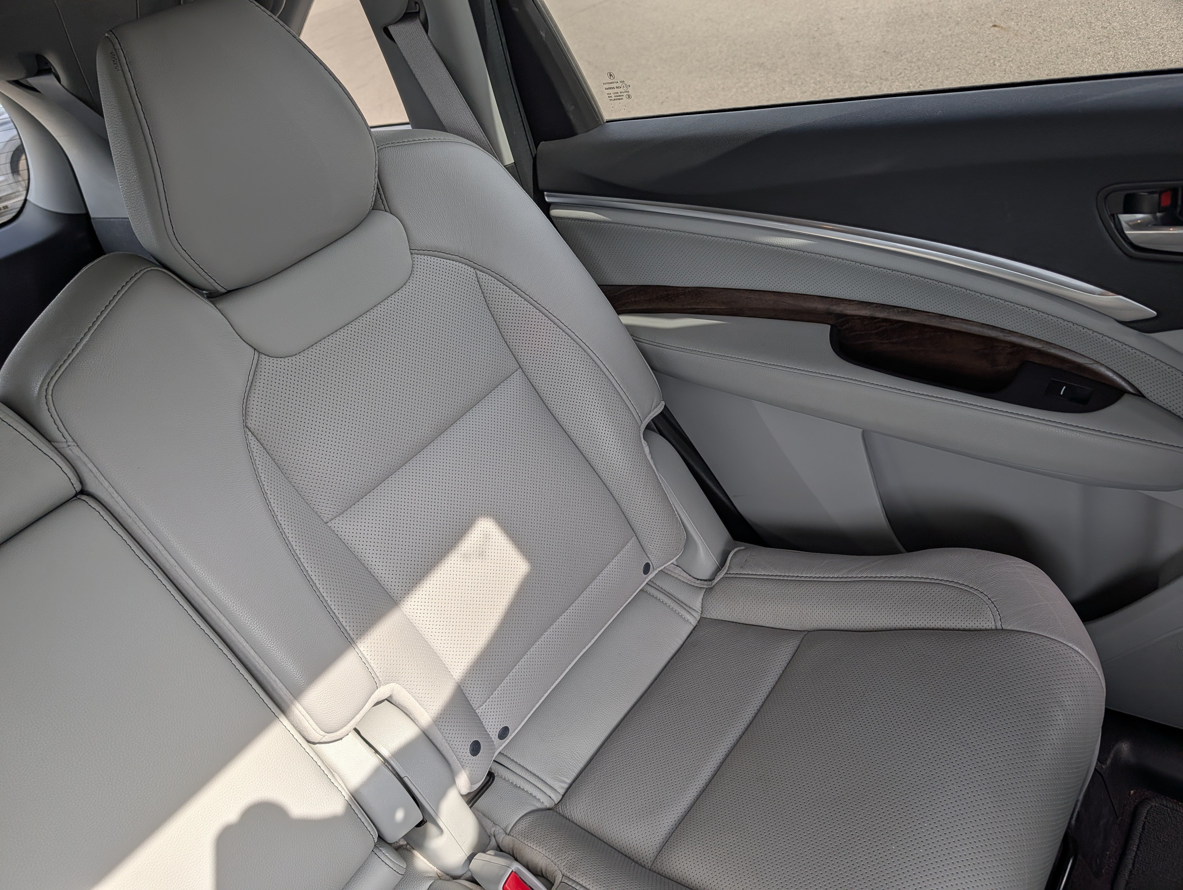 Used 2019 Acura MDX w/ Technology Package AWD/4WD image 17