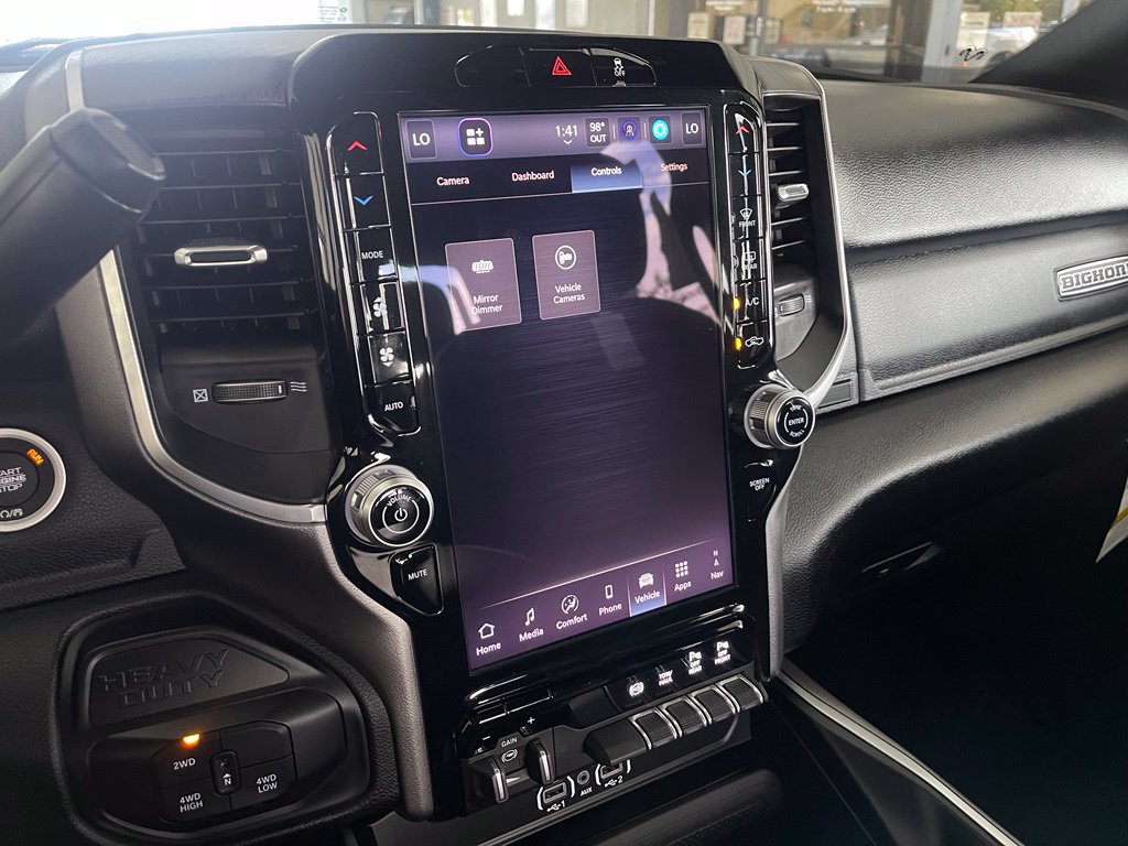 New 2027 RAM 3500 Big Horn AWD/4WD image 16