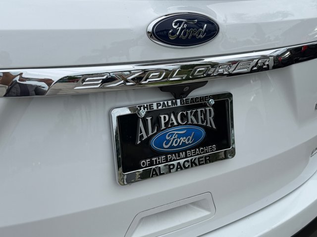 Used 2017 Ford Explorer XLT FWD image 21