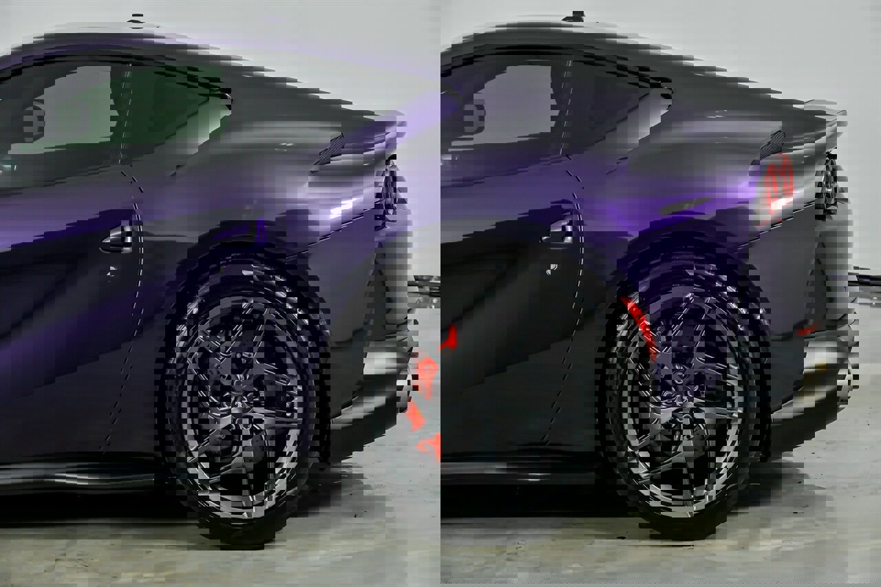 Used 2019 Ferrari 812 Superfast image 9