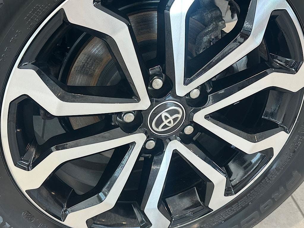 Certified 2024 Toyota Corolla Cross AWD Hybrid image 27