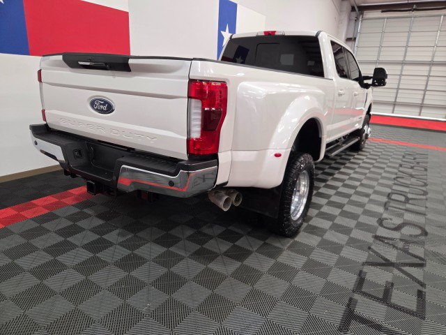 Used 2019 Ford F350 Lariat w/ Lariat Ultimate Package AWD/4WD image 14