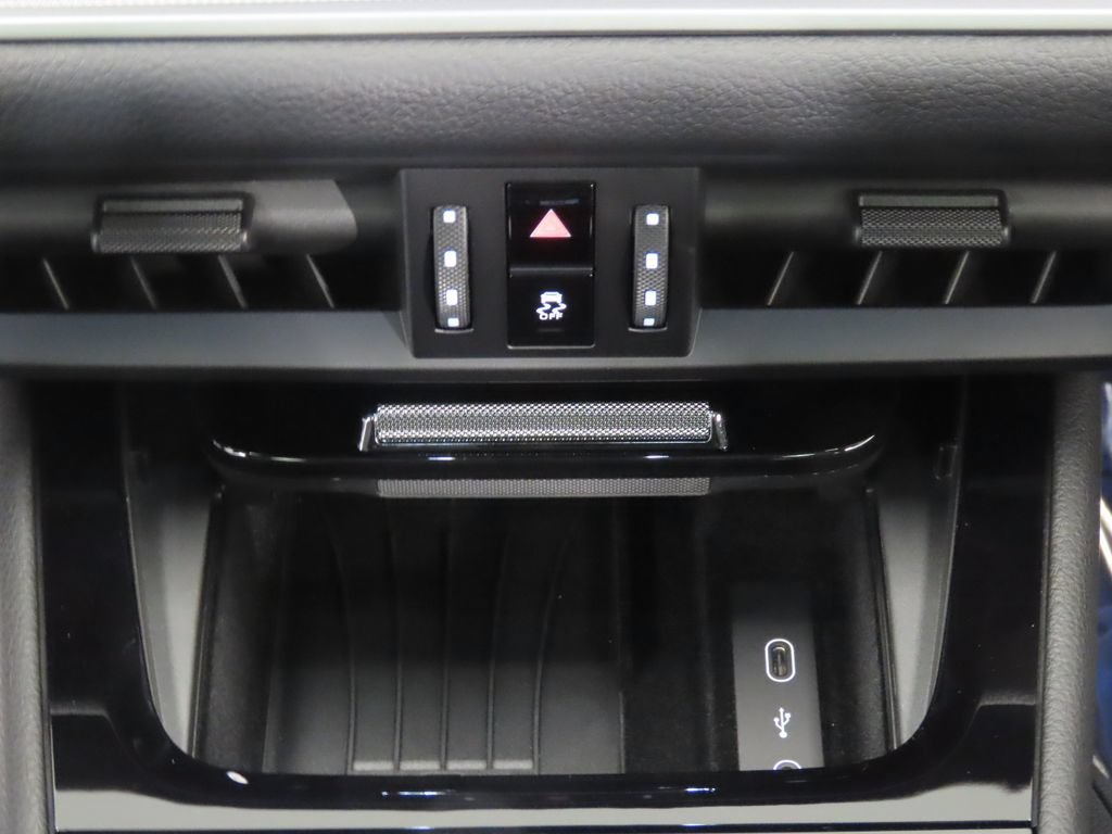 Certified 2026 Porsche Cayenne S AWD/4WD image 29