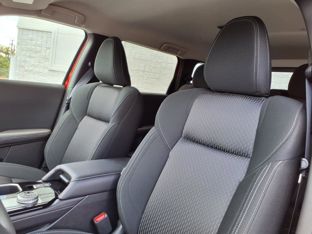 New 2025 Mitsubishi Outlander ES image 7