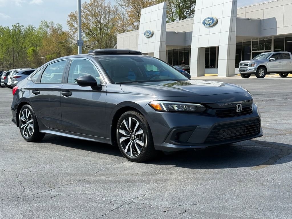 Used 2024 Honda Civic EX image 2