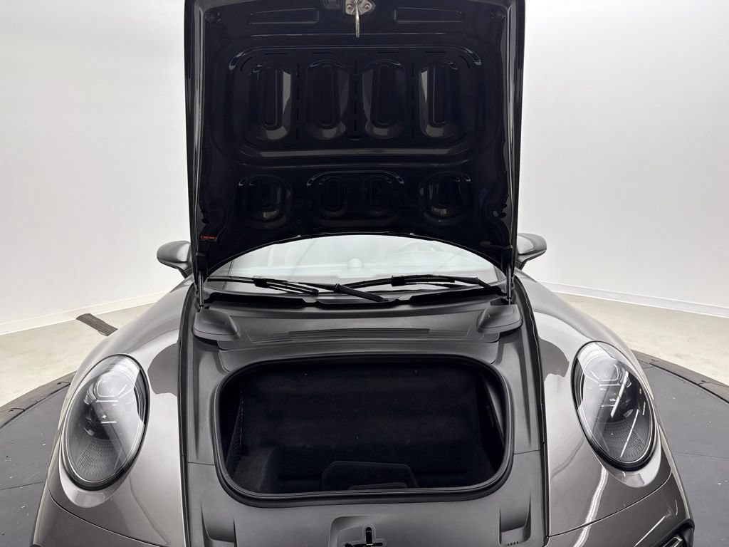 Certified 2022 Porsche 911 Turbo AWD/4WD image 13