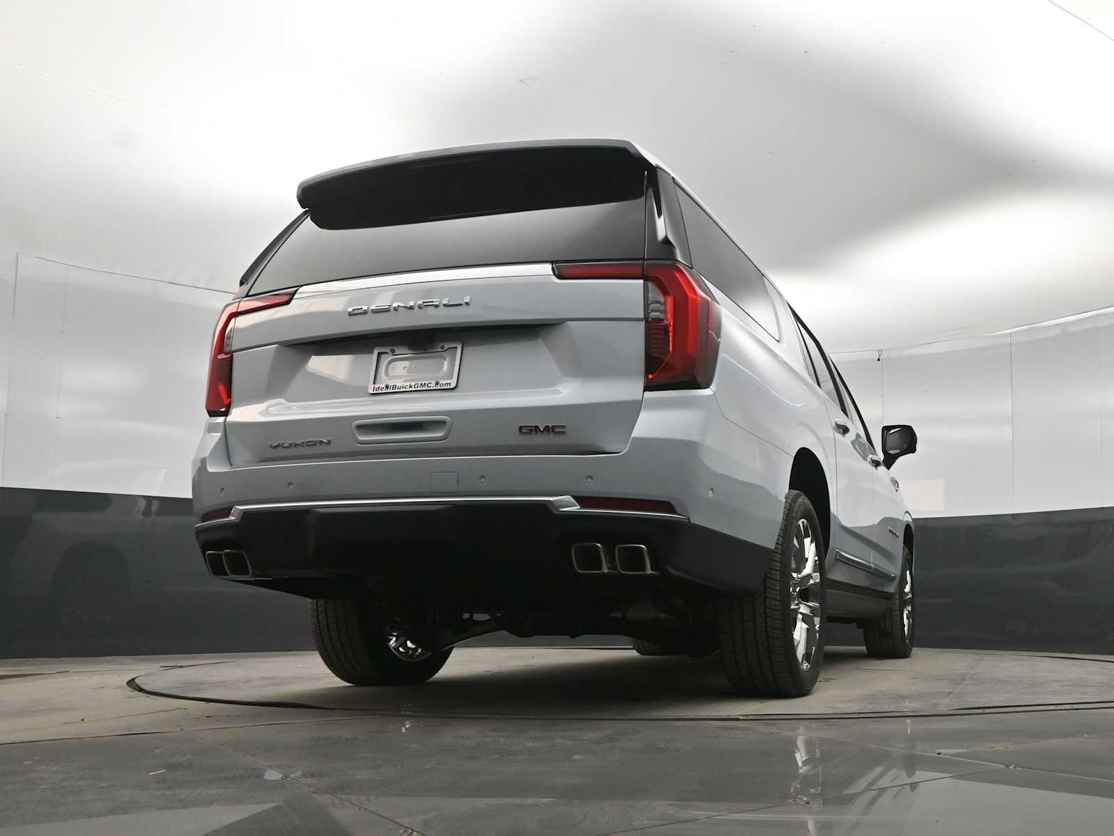 New 2026 GMC Yukon XL Denali w/ Denali Reserve Package image 34