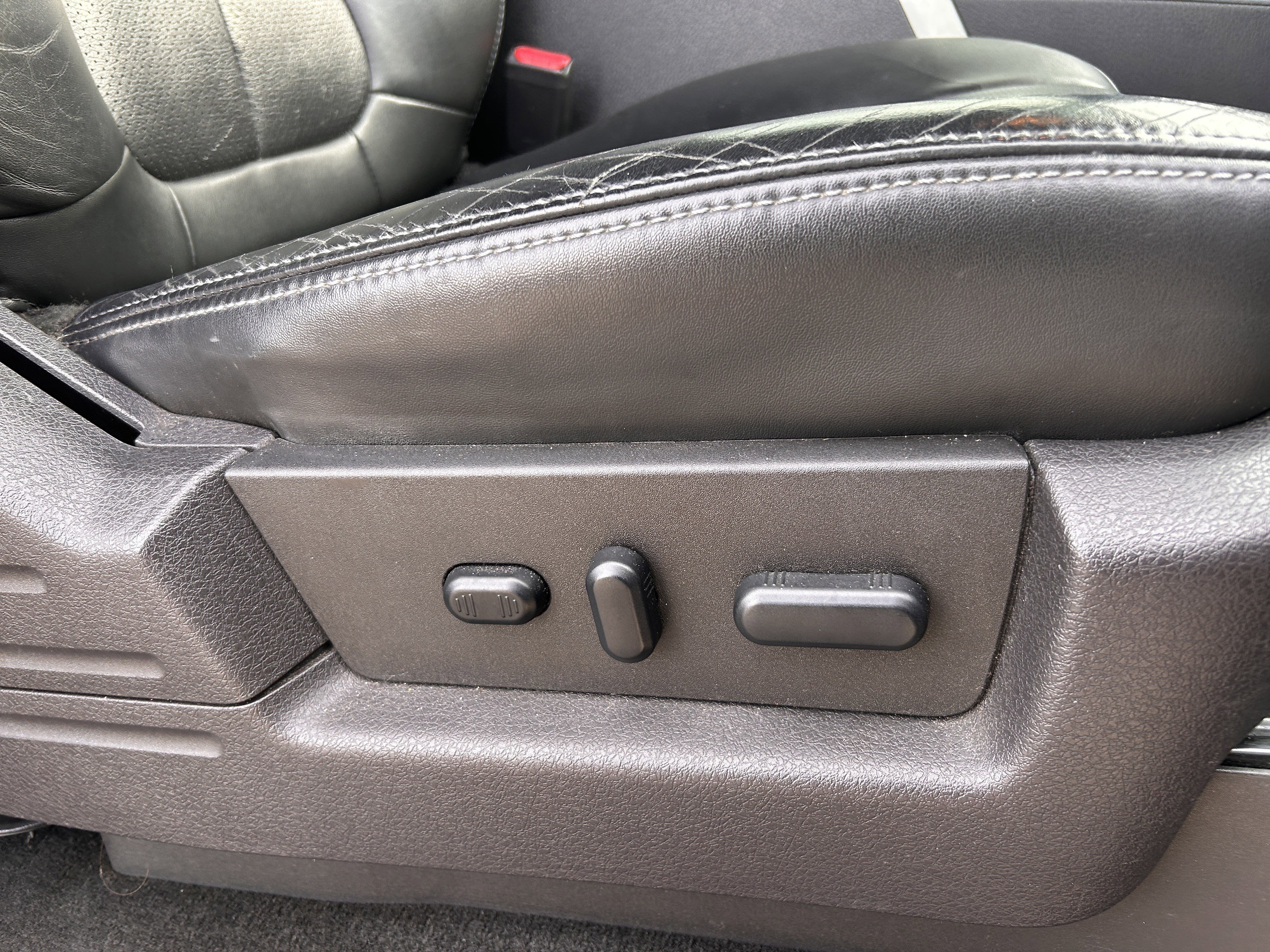 Used 2011 Ford F150 Lariat w/ Lariat Plus Pkg image 25