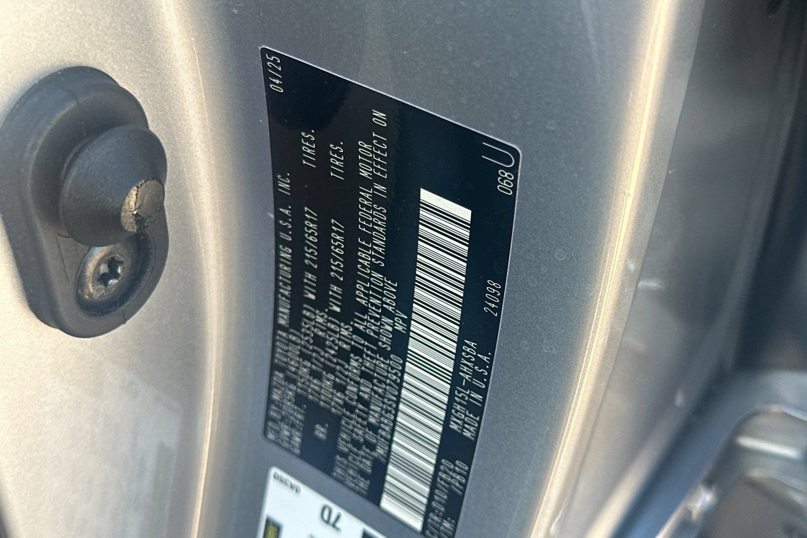 Used 2025 Toyota Corolla Cross AWD Hybrid image 37