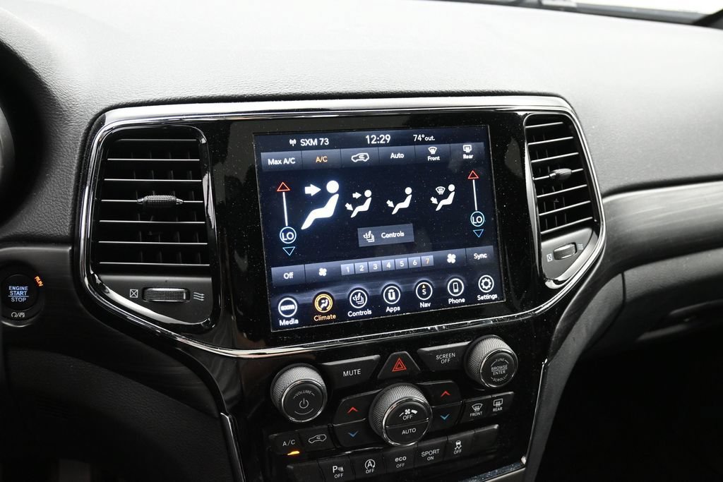 Used 2020 Jeep Grand Cherokee Altitude AWD/4WD image 17