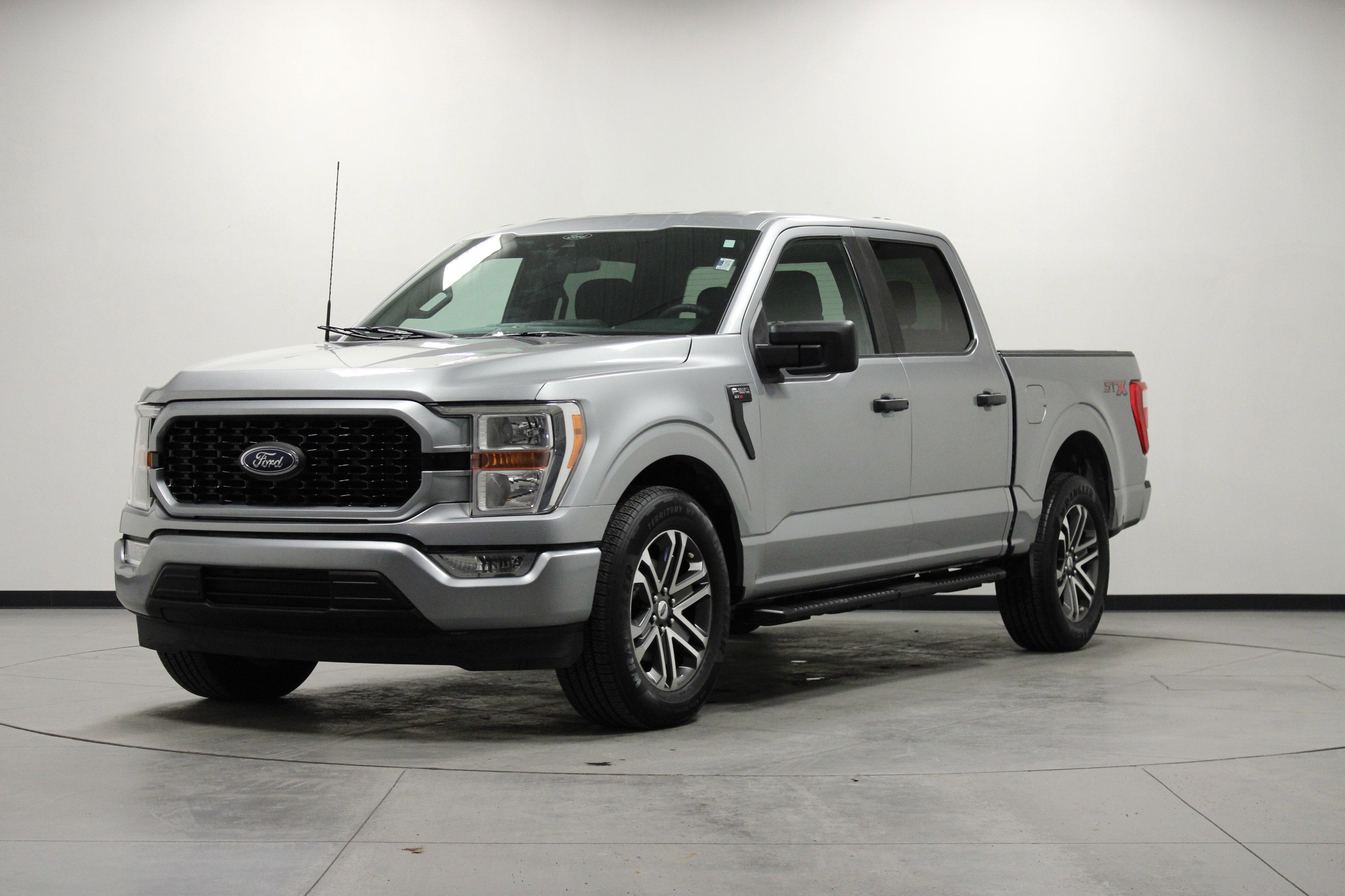 Used 2021 Ford F150 XL w/ STX Appearance Package image 8