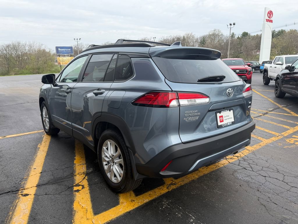 Used 2023 Toyota Corolla Cross LE image 7