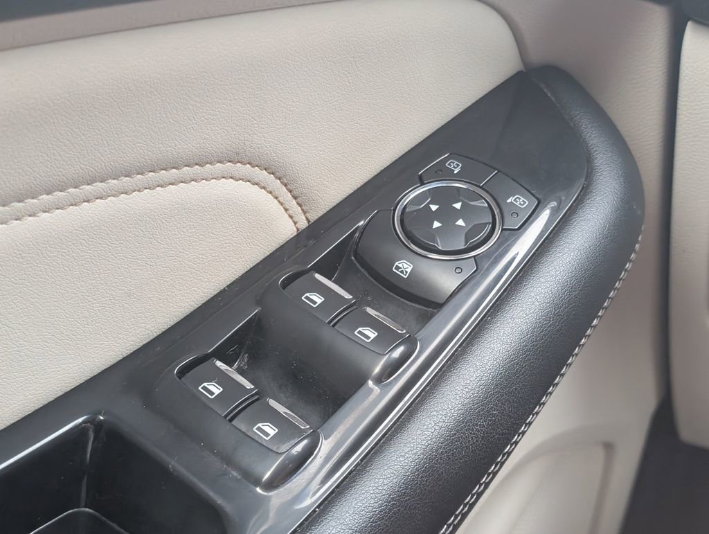 Used 2017 Ford Edge Titanium w/ Equipment Group 301A image 13