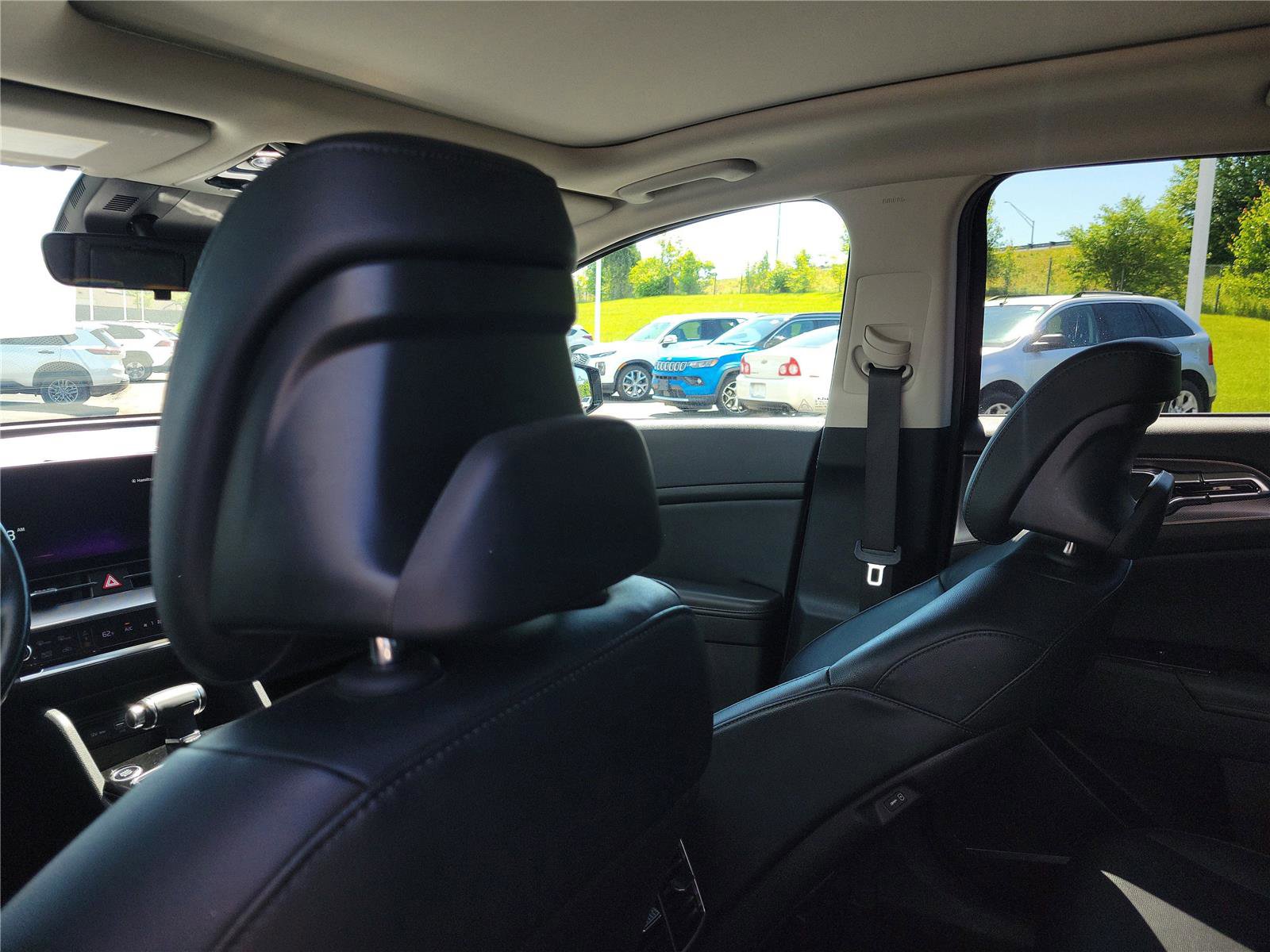 Used 2023 Kia Sportage SX FWD image 15