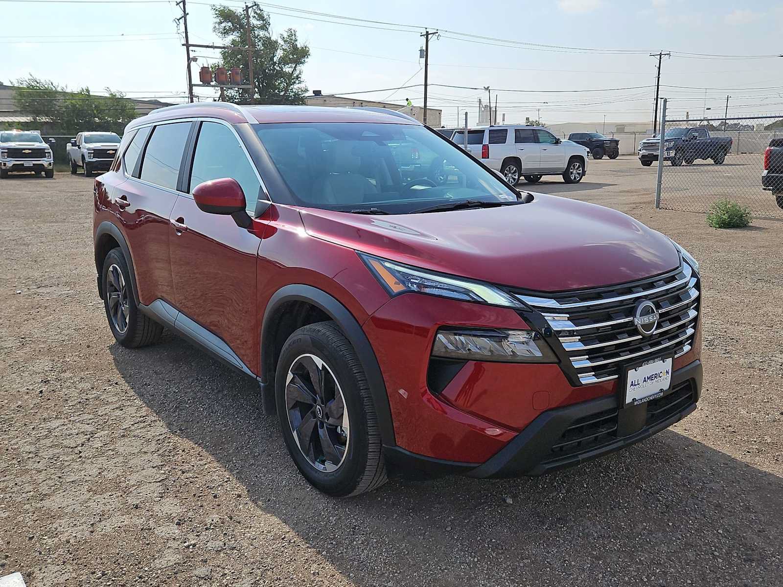 Used 2026 Nissan Rogue SV w/ SV Premium Package FWD image 2