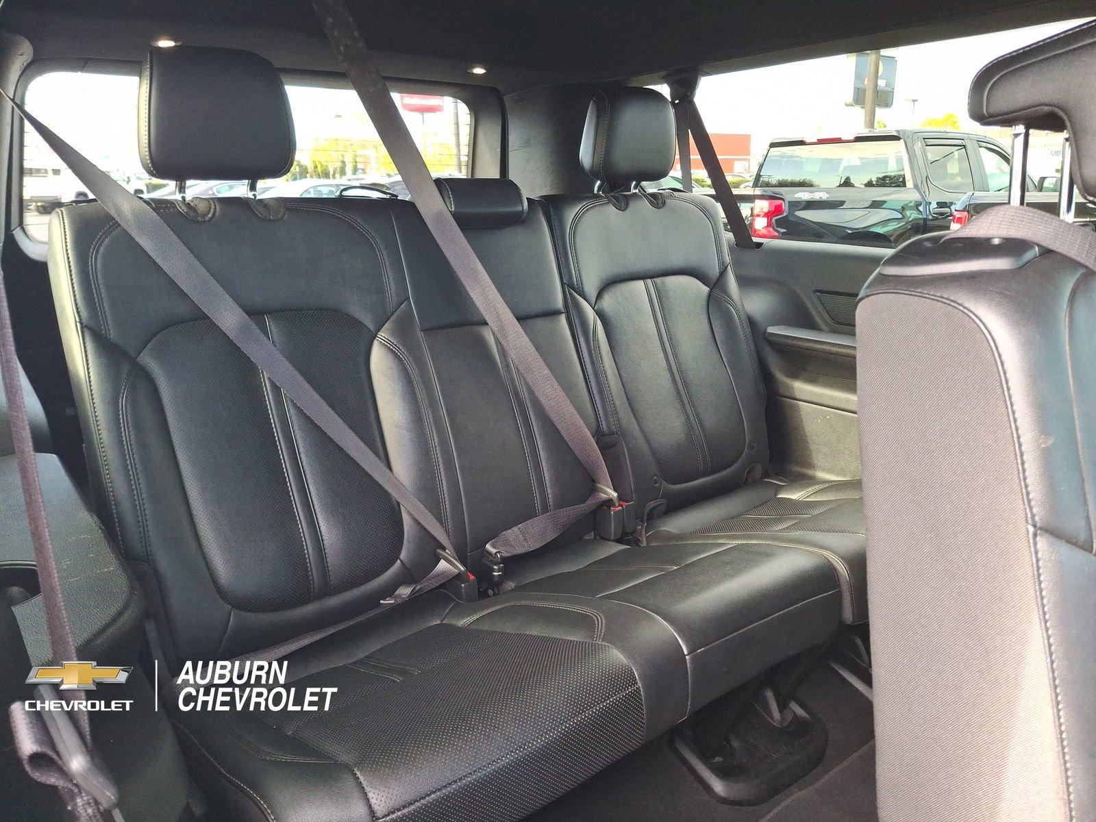 Used 2023 Jeep Wagoneer L Series II AWD/4WD image 24