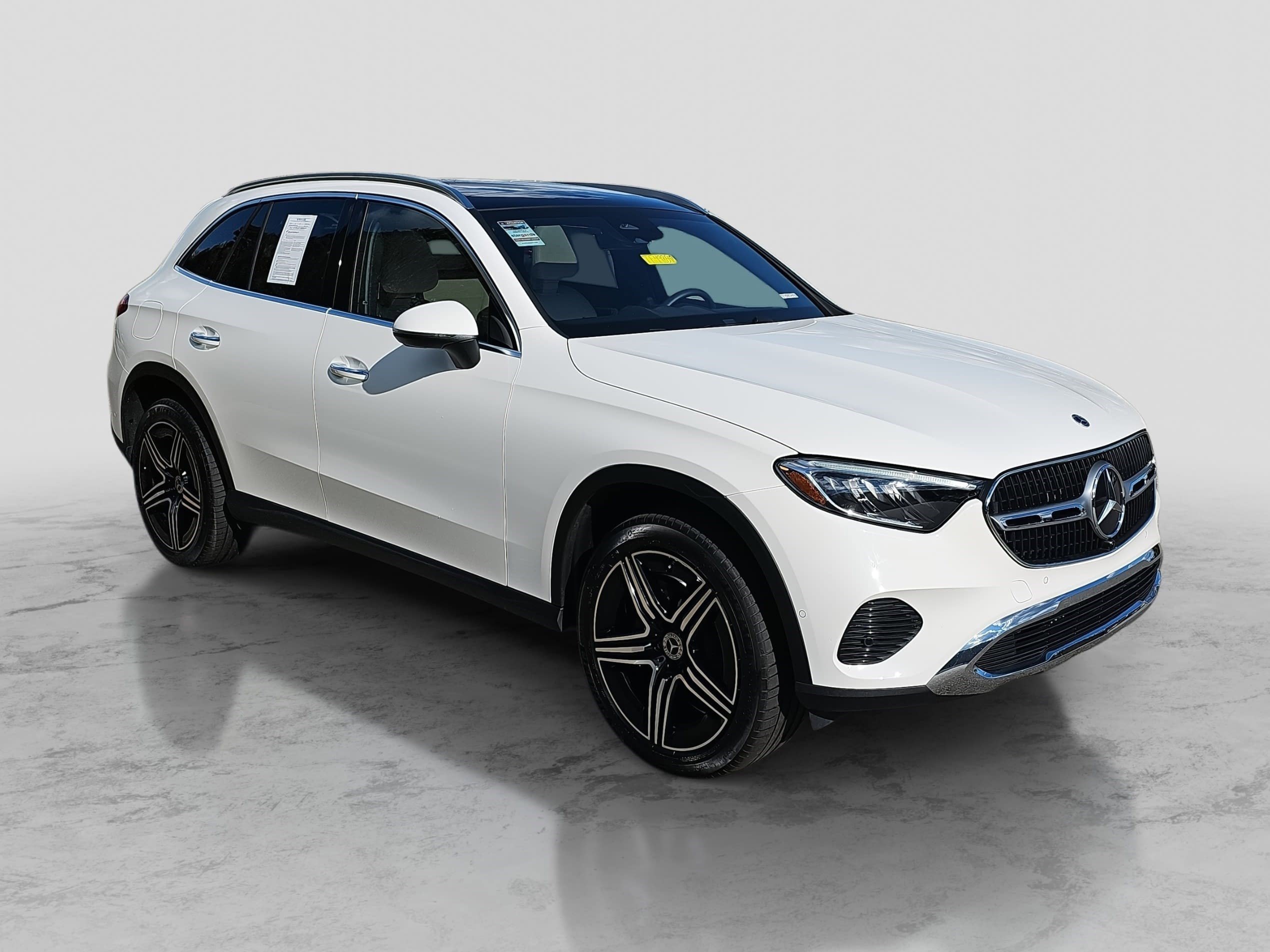 Certified 2026 Mercedes-Benz GLC 300 GLC 300 image 4