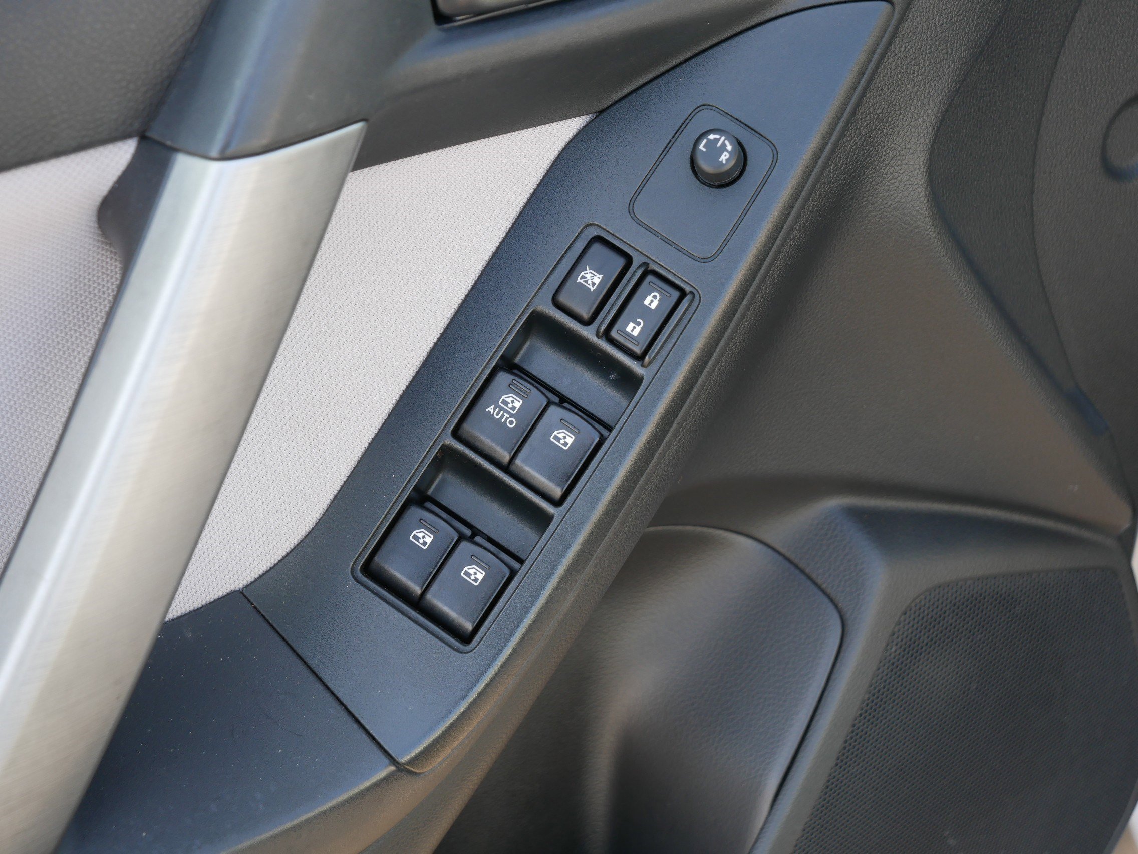 Used 2015 Subaru Forester 2.5i Premium w/ Protection Package #1 image 19