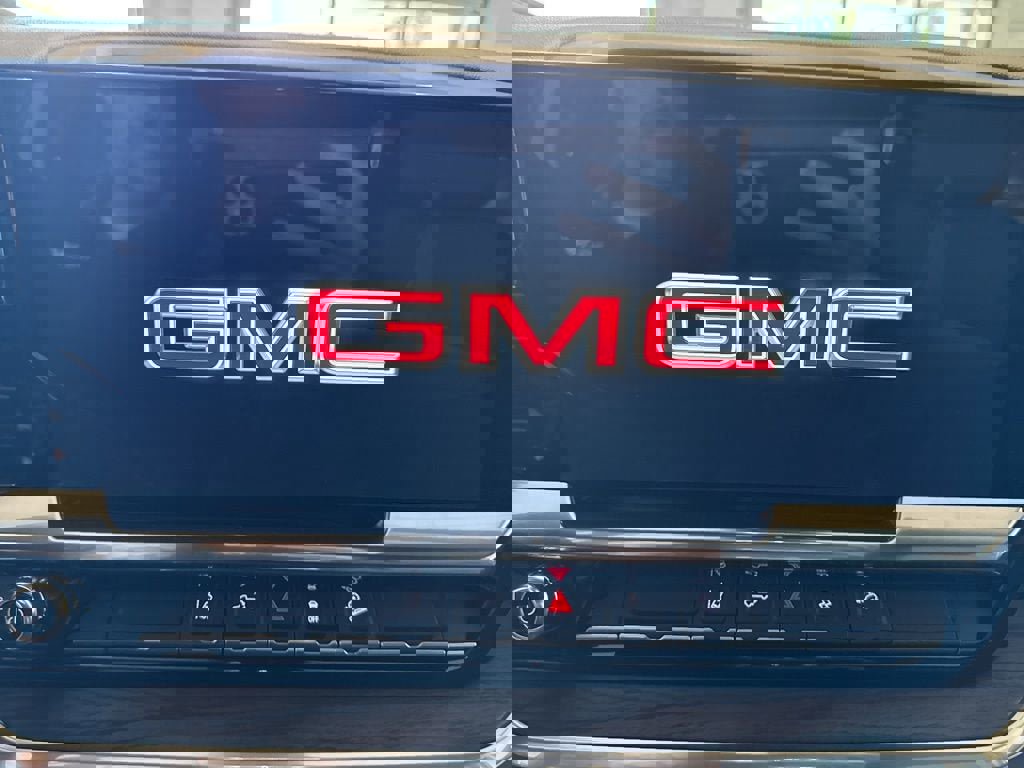 New 2026 GMC Sierra 2500 SLT AWD/4WD image 26