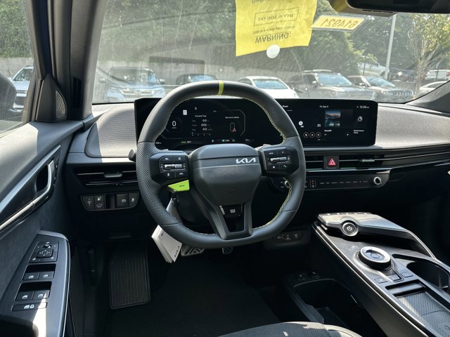New 2025 Kia EV6 GT image 16