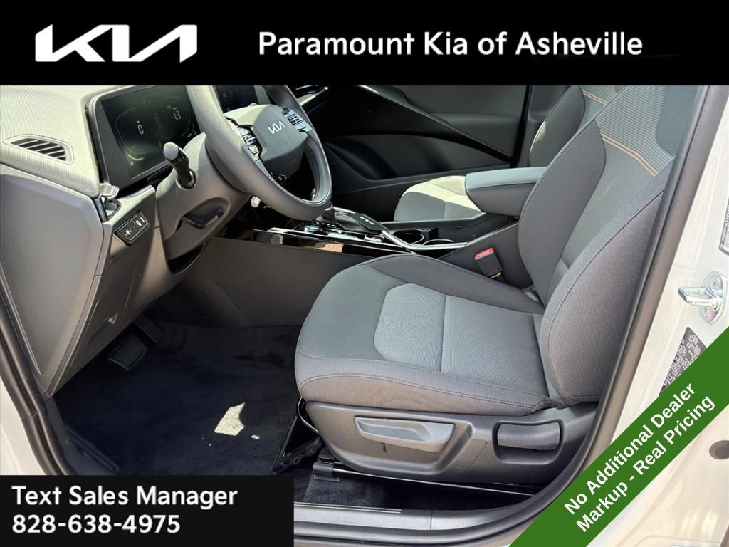 New 2026 Kia Niro LX FWD image 16