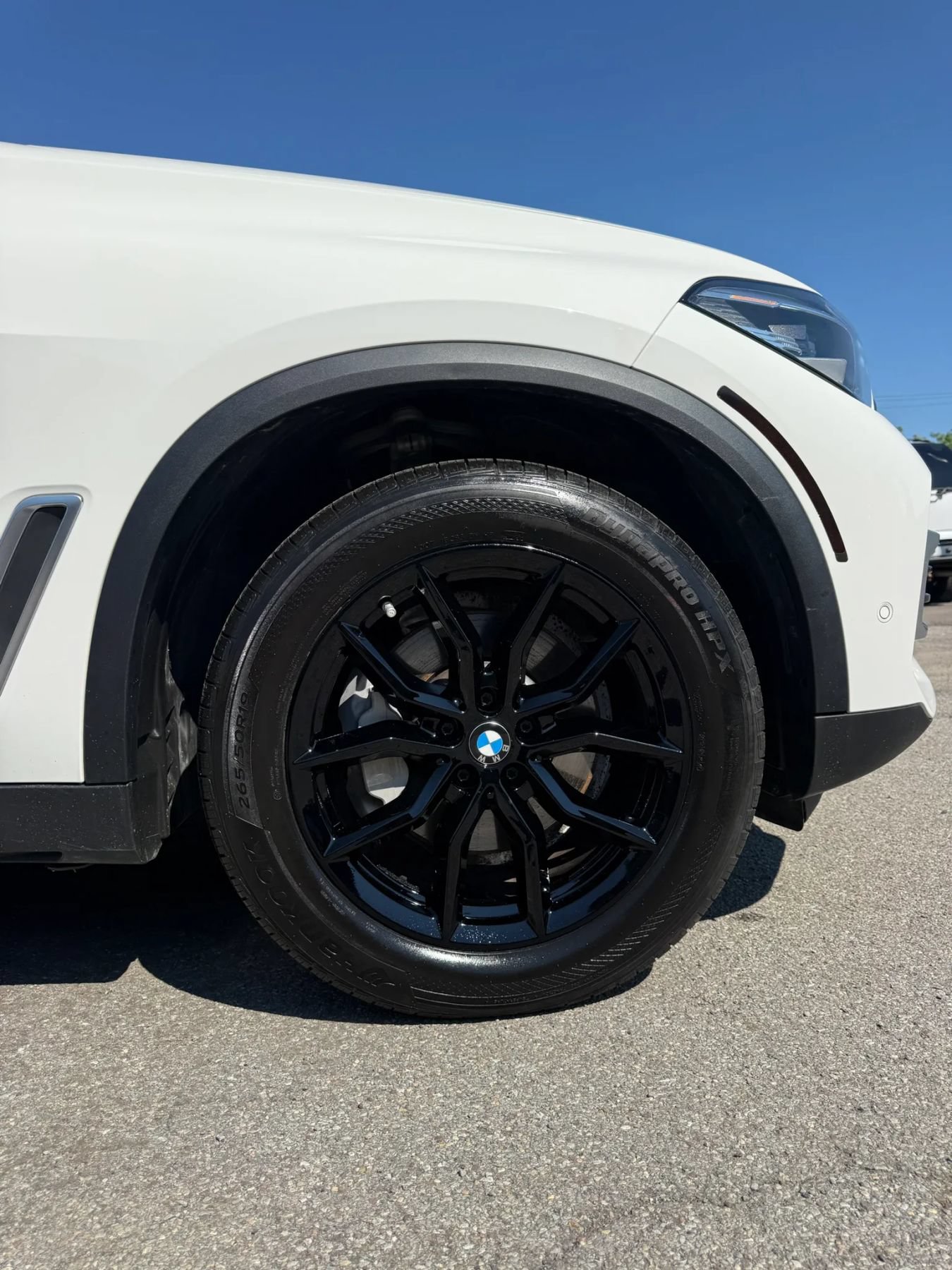 Used 2023 BMW X5 xDrive40i w/ Luxury Seating Package AWD/4WD image 33