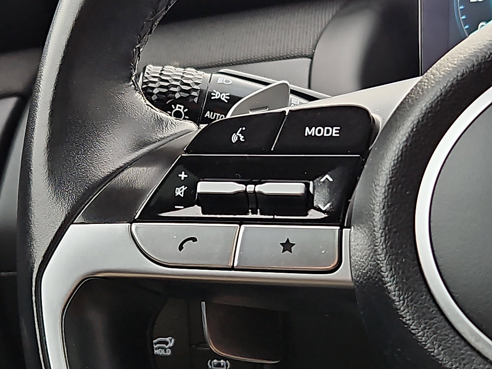 Used 2022 Hyundai Tucson Limited w/ Cargo Package image 22