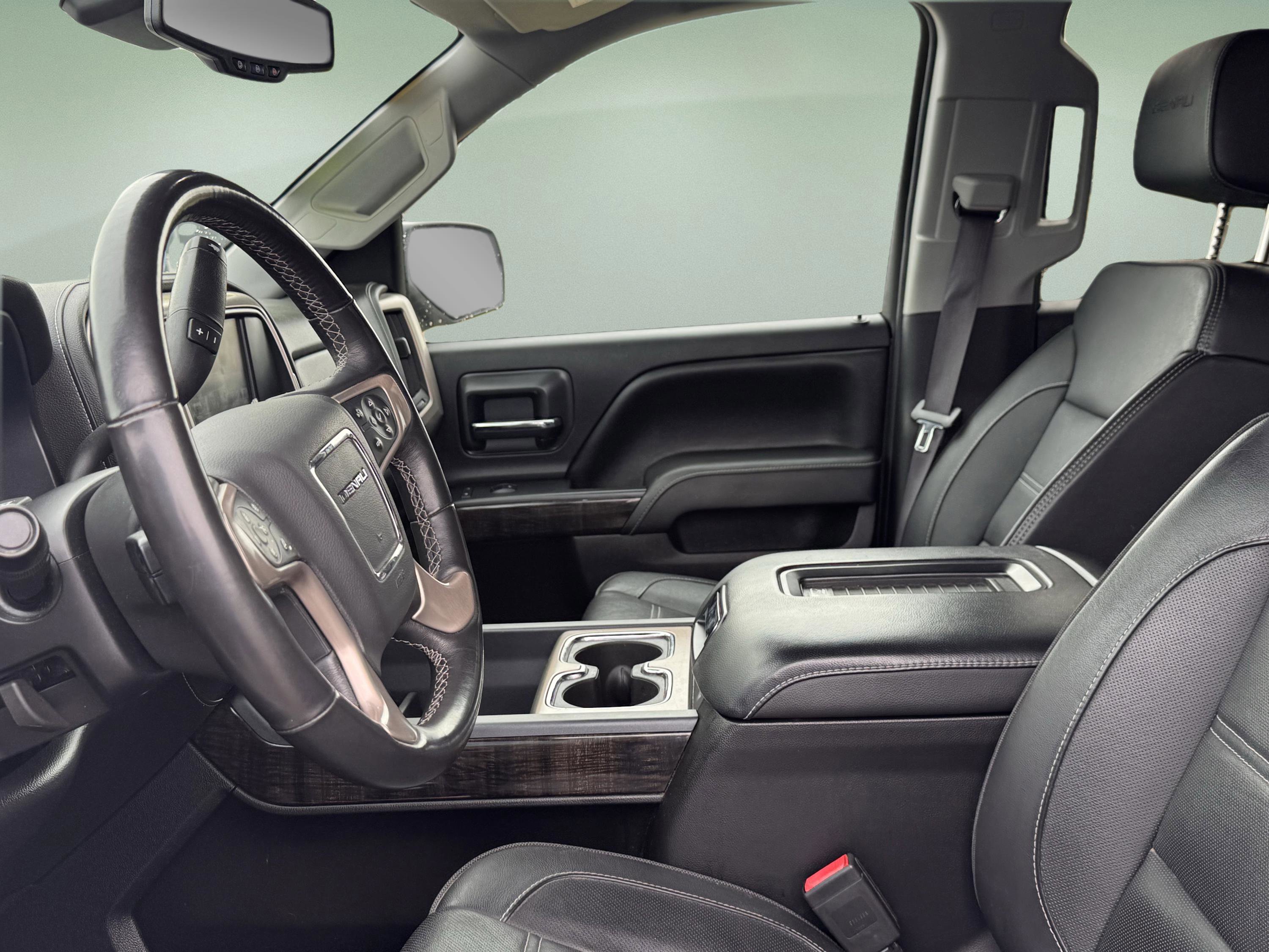 Used 2016 GMC Sierra 2500 Denali w/ Duramax Plus Package image 23