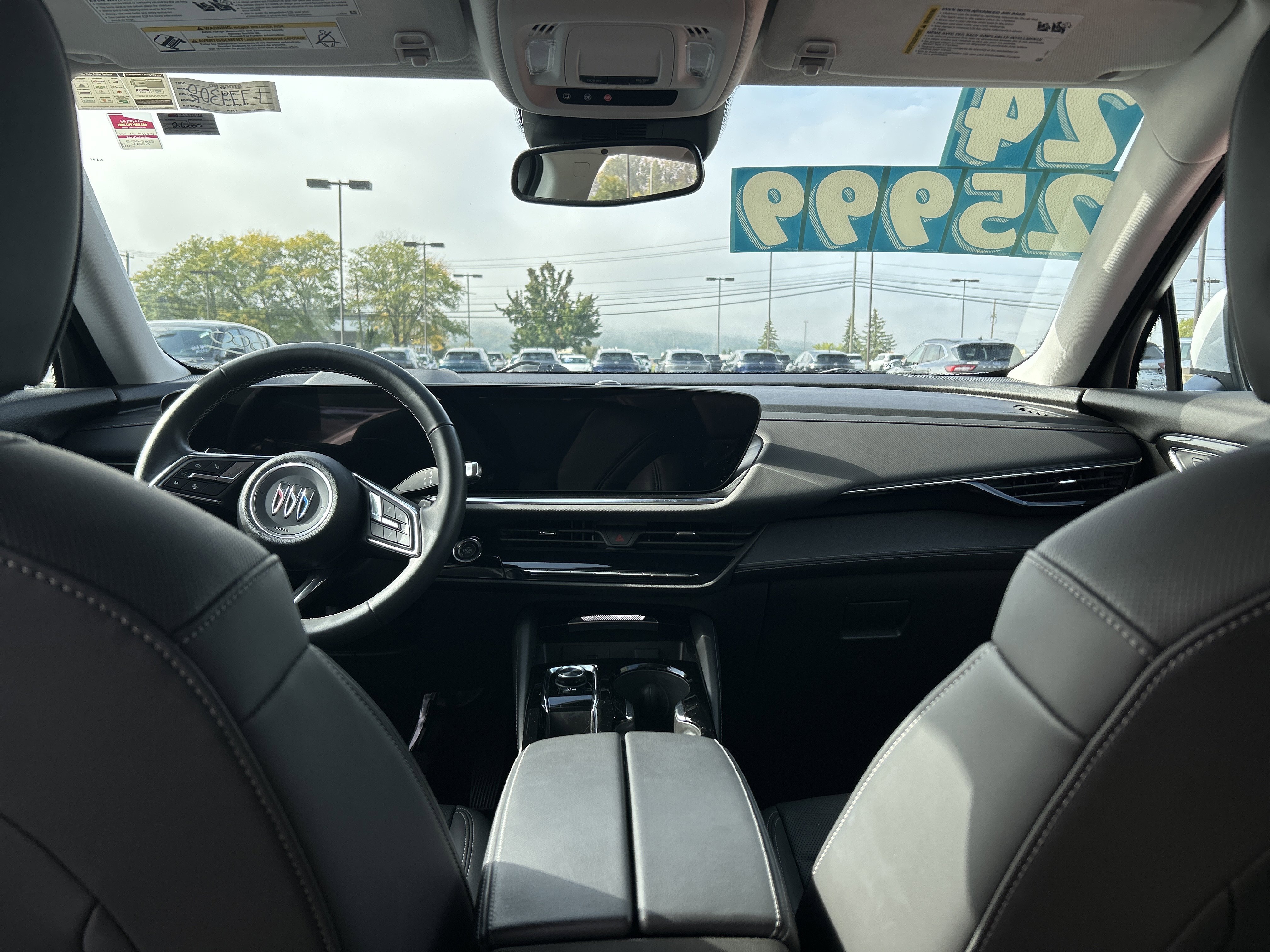 Used 2024 Buick Envision Preferred image 16