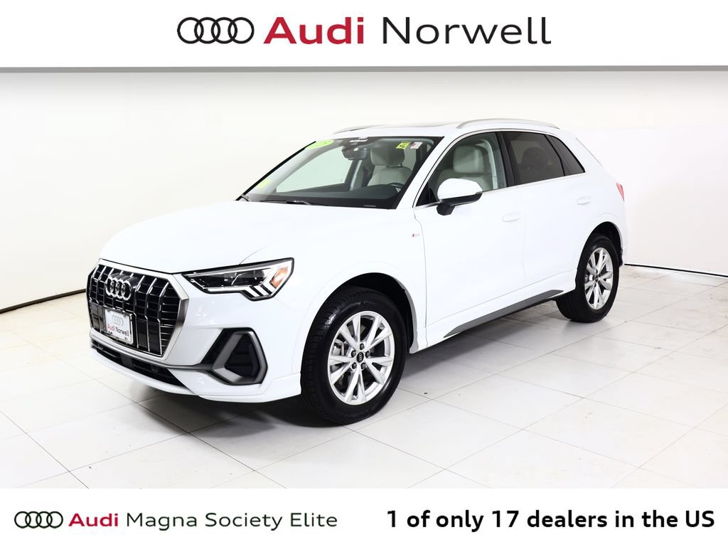 Certified 2025 Audi Q3 2.0T Premium w/ Convenience Package AWD/4WD image 11