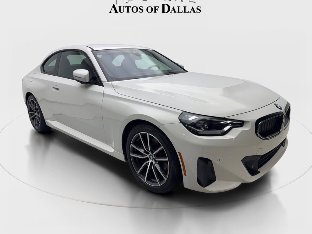 Used 2023 BMW 230i Coupe image 4