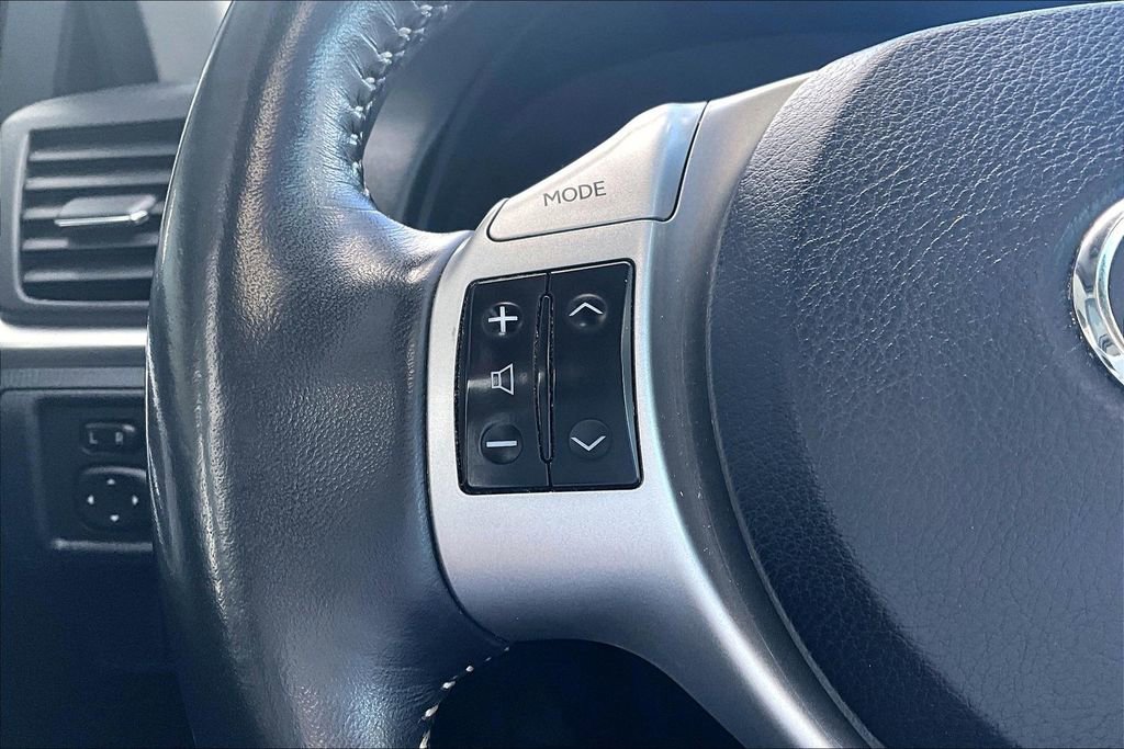 Used 2012 Lexus CT 200h Premium w/ Leather Pkg image 10