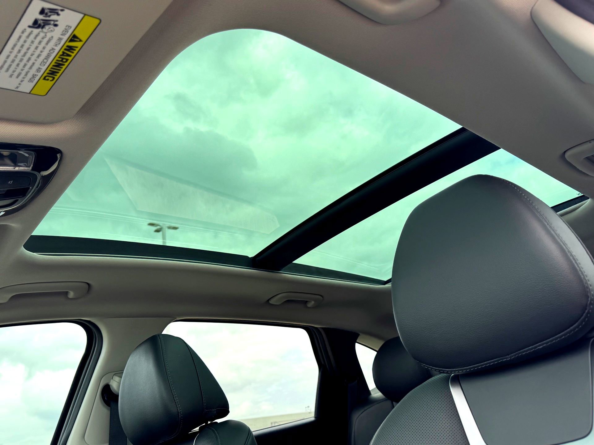 Used 2025 Hyundai Tucson Limited image 14