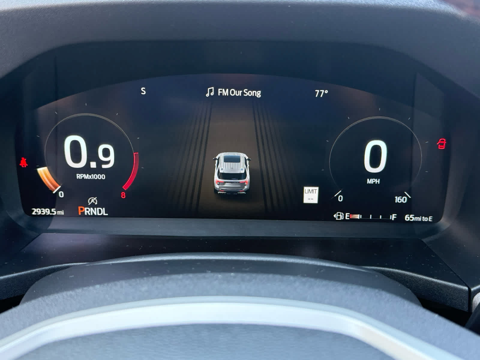 Used 2026 Ford Explorer Active AWD/4WD image 3