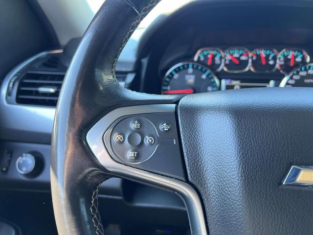 Used 2018 Chevrolet Suburban LT image 18