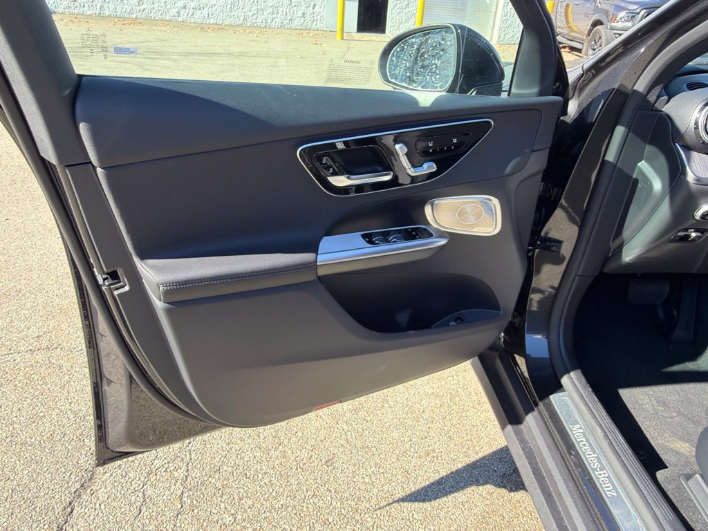 New 2027 Mercedes-Benz GLC 300 4MATIC image 10