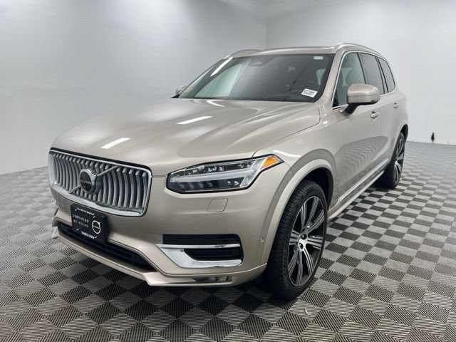 Used 2024 Volvo XC90 B6 Ultimate AWD/4WD image 2