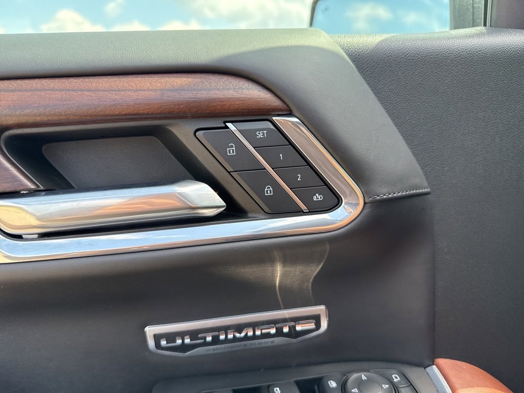 Used 2024 GMC Sierra 1500 Denali Ultimate image 25