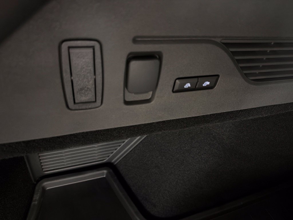 New 2026 Lincoln Nautilus Reserve AWD/4WD image 42