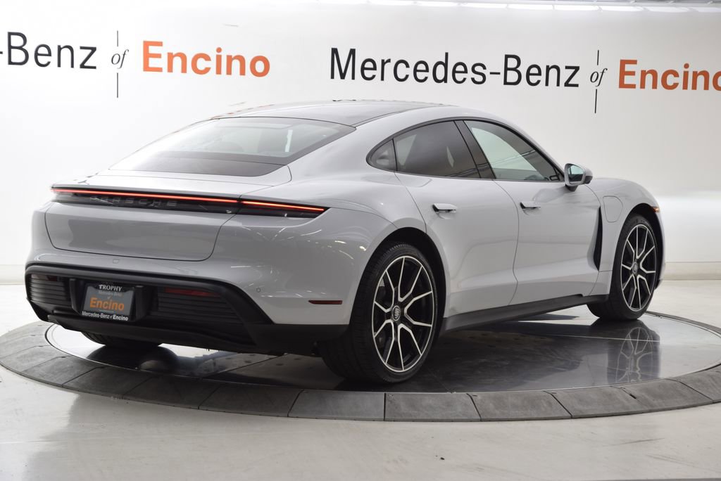 Used 2023 Porsche Taycan RWD image 6