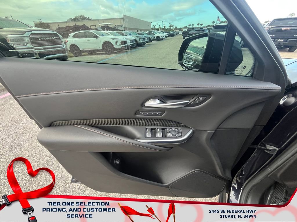 Used 2023 Cadillac XT4 Sport w/ Enhanced Visibility Package image 24